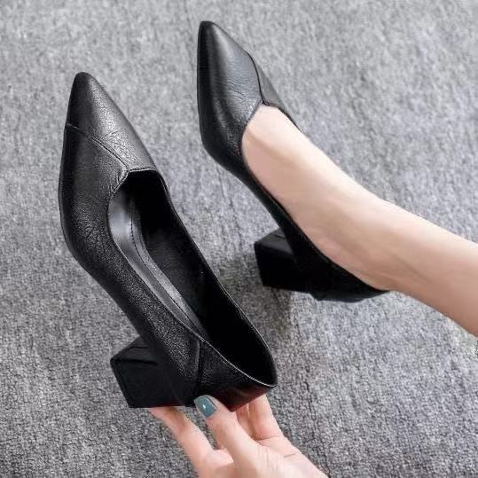 Zapatos de Tacón Medio Cuero Suave Aura Camino Serenidad, Comodidad y Estabilidad Todo el Día