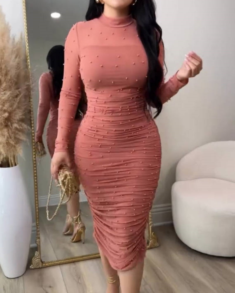 Vestido Midi Ajustado con Paneles de Malla Elegante, Fruncido y Cuello Simulado