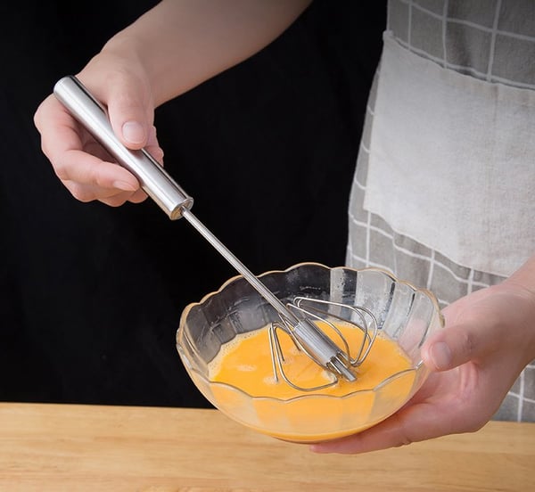 🔥Batidor de huevos semiautomático de acero inoxidable, mezclador 🔥2 compraron 1 gratis