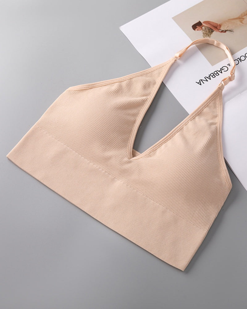 Soutien inalámbrico triangular con escote profundo en V, cuello halter y espalda descubierta