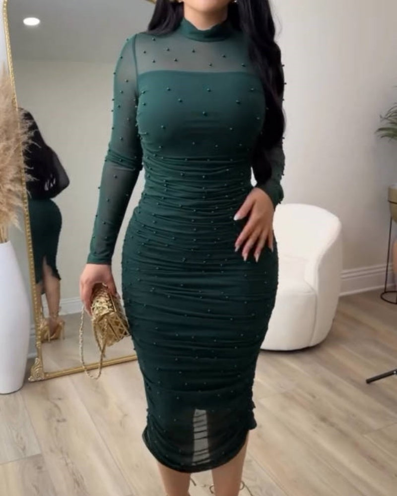 Vestido Midi Ajustado con Paneles de Malla Elegante, Fruncido y Cuello Simulado