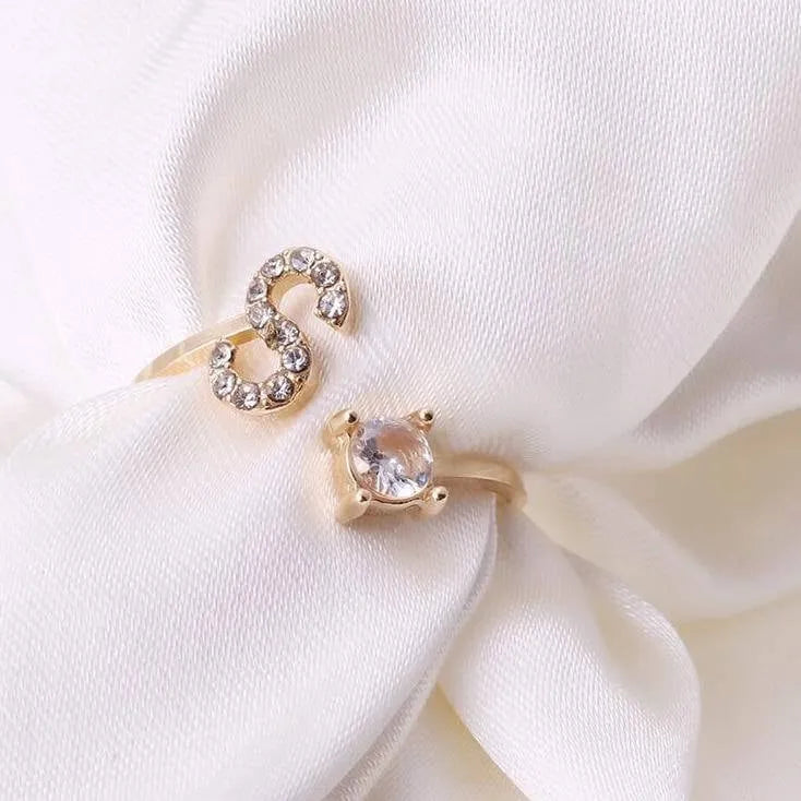 💍 ¡50% DE DESCUENTO AHORA! ❤️ Anillo con inicial de amor: personalizado, ajustable y perfecto como regalo significativo para ti o para un ser querido ✨