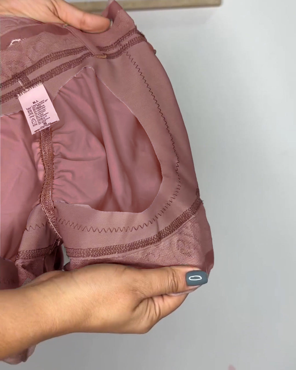 Shapshe® Shorts Moldeadores Femeninos Sin Costuras con Encaje, Levantacola y Control de Abdomen
