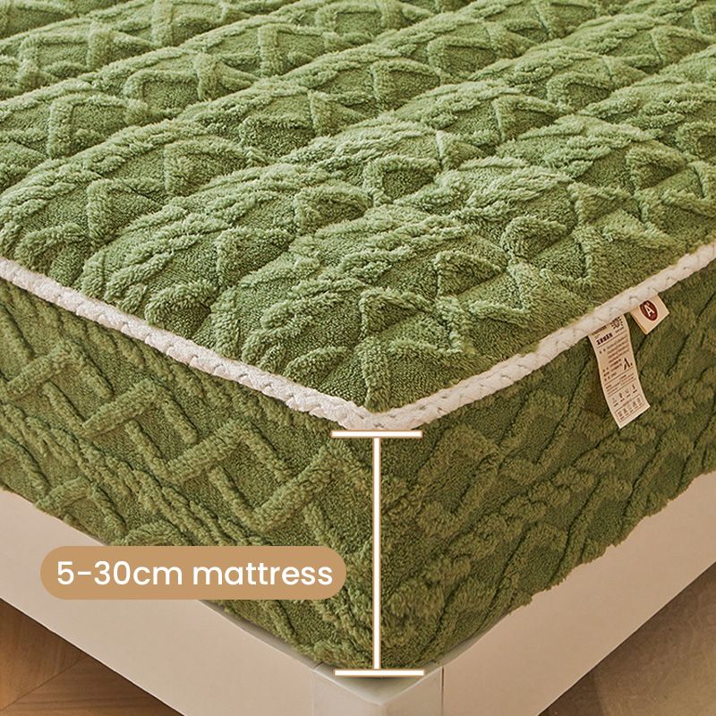 🛏️ Ropa de Cama Cálida de Franela Cepillada ❄️✨ ¡Con bolsillos profundos y esquinas antideslizantes para un descanso perfecto durante todo el año! 🛌🌙