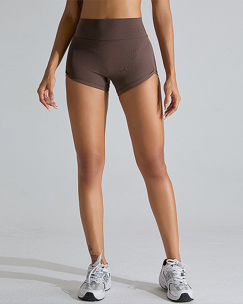 Shorts deportivos de yoga sin costuras que realzan las caderas