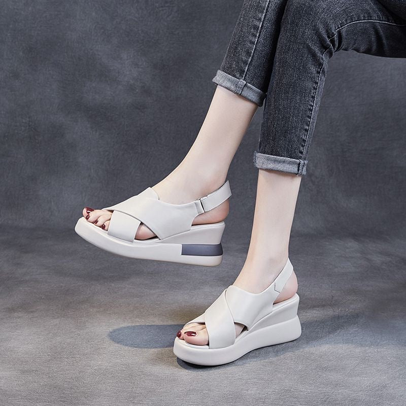Sandalias de Cuña Cuero Suave Serenidad Prisma Horizonte, Confort y Estabilidad Todo el Día