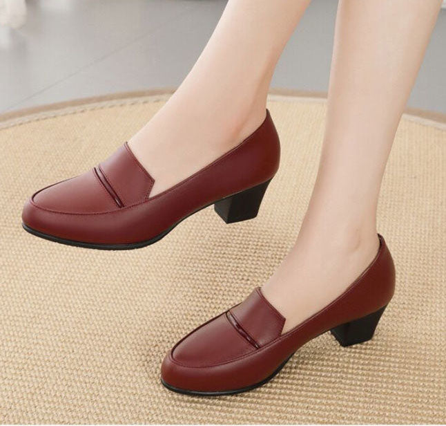 Tacones Medios Cuero Suave Esencia Horizonte Vital, Postura Mejorada y Comodidad Prolongada