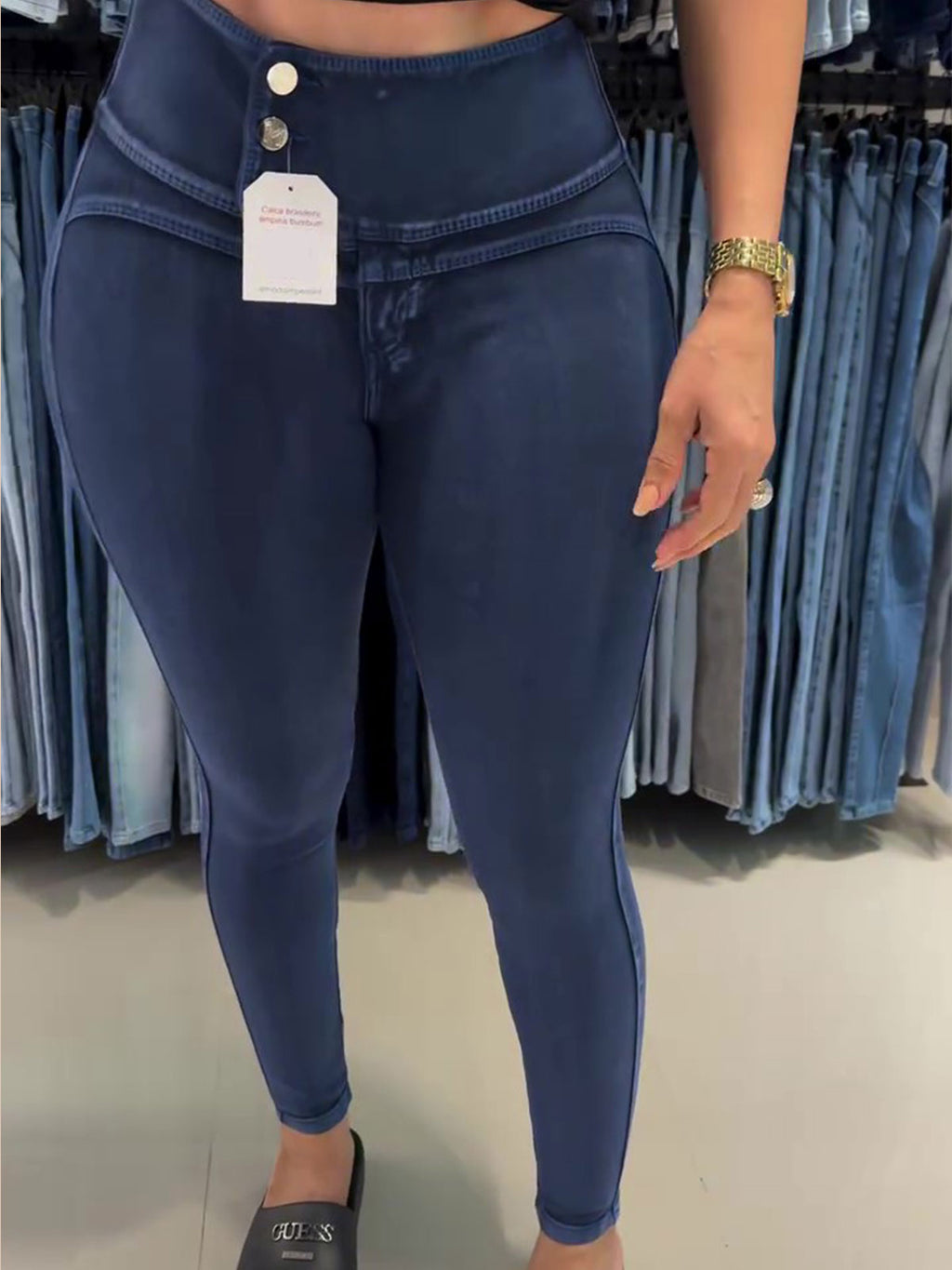 Jeans Colombianos Ajustados Shapshe® de Cintura Alta con Botones Laterales y Levantacola