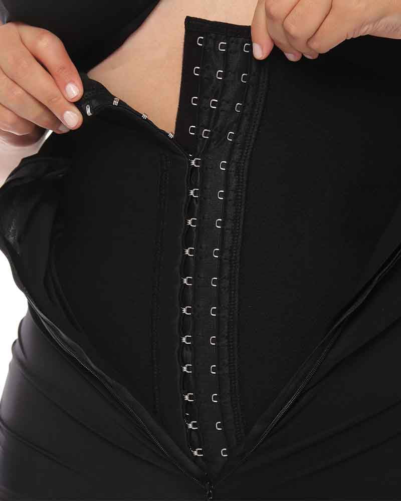 Traje de baño entero moldeador con control de abdomen y fruncido de cintura alta