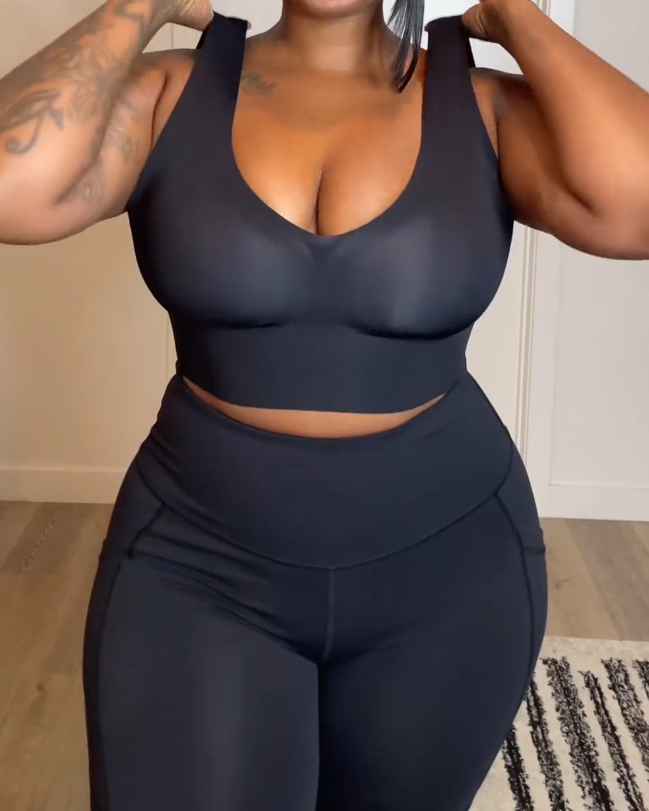 Top sin costuras con escote en V inalámbrico, talla grande, con push up