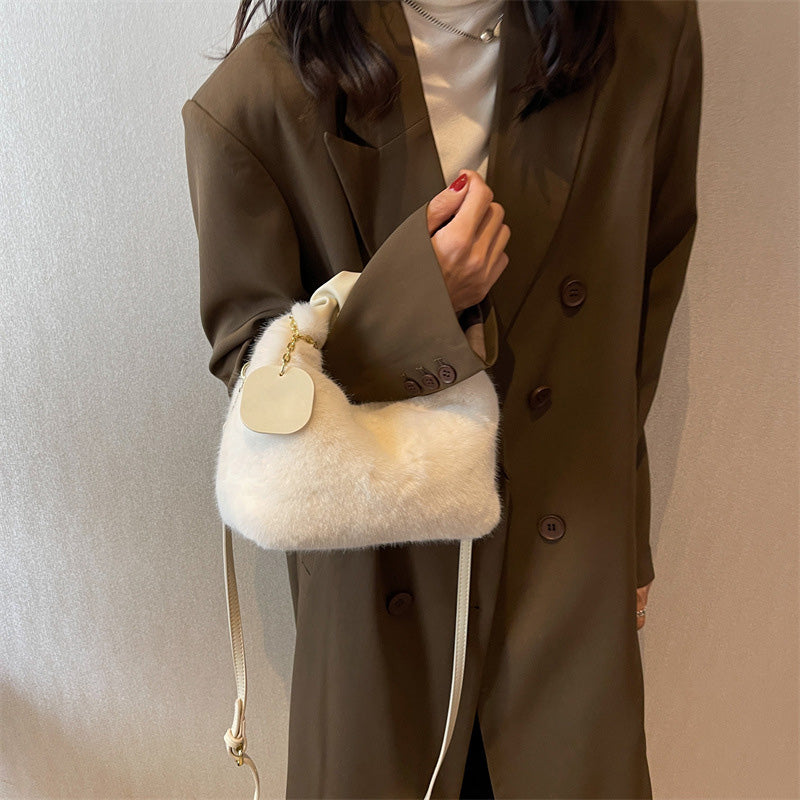 👜 Bolsa de Faux Fur 2026 – Asa Plegable de Piel, Versátil (Bandolera/Armpit/Hombro), Suave de Visón y Cierre de Cremallera ✨💖