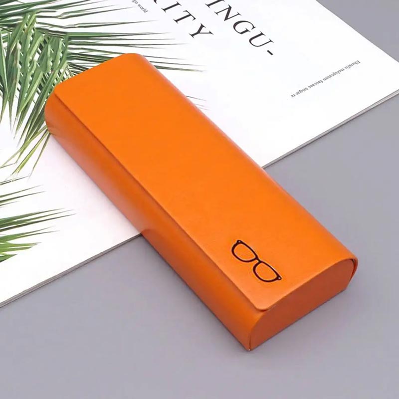 Estuche para gafas de cuero duro de alta calidad.