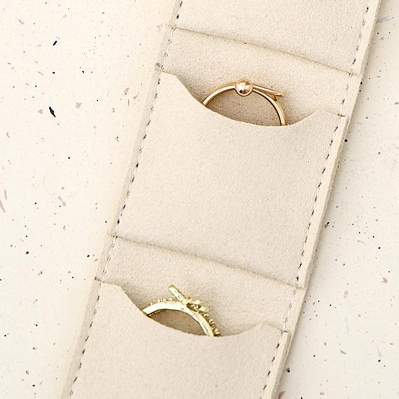 🌸💎 Bolsa de Almacenamiento de Joyas con Compartimento Portátil ✨👜