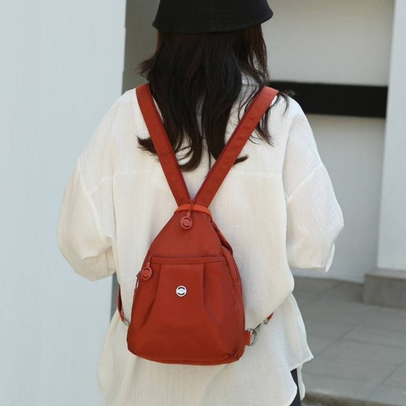 🎒✨ Mochila Convertible con Múltiples Bolsillos y Bolso Cruzado – Versatilidad, Estilo y Comodidad para Todos los Días 👜🌟