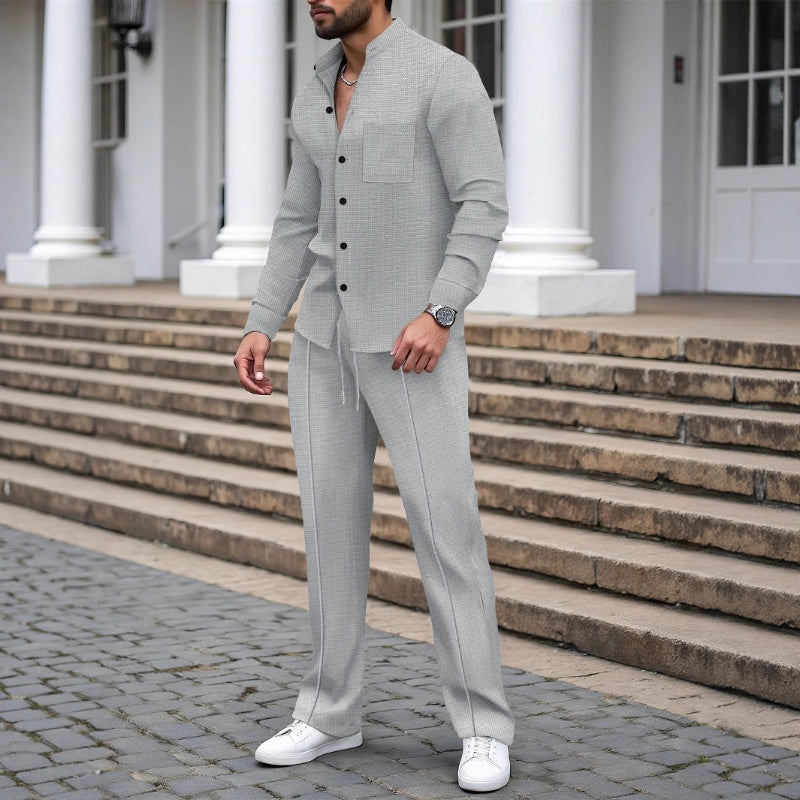 👕 Conjunto de Dos Piezas para Hombre 👖 Camisa y Pantalón Informales de Tejido Gofrado 🌟 Estilo y comodidad para cada ocasión ✨