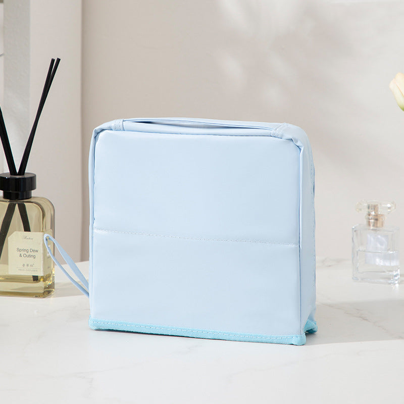 💄✨ Elegante Bolsa de Cosméticos con Compartimentos – Práctica y Estilosa para Llevar Todo lo Necesario en la Mano 👜🌟