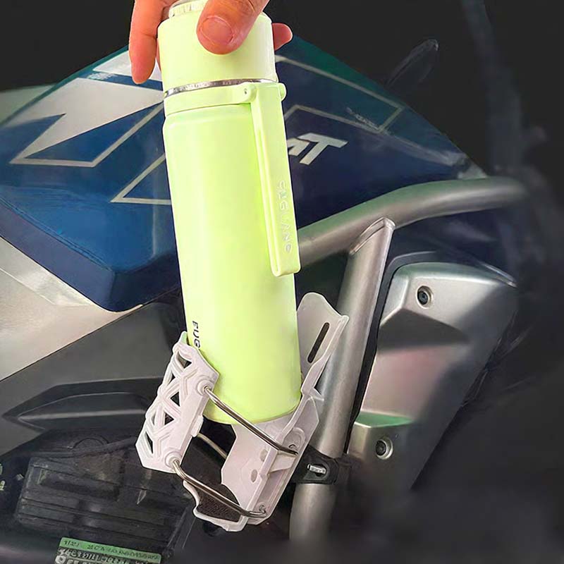 ⏰🔥 ¡Oferta Especial 50% OFF! 🏍️ Portavasos Automático para Motocicleta – Estable y Seguro en Cada Viaje 🎉☕