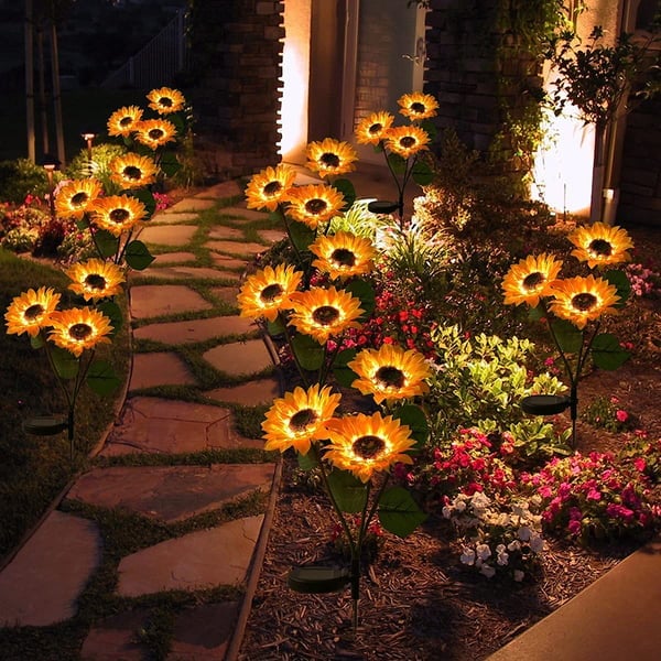 ☀️ Luces Solares Impermeables de Girasol – Pétalos Realistas, IP65 y Resplandor Automático de 8–12 Horas 🌻✨