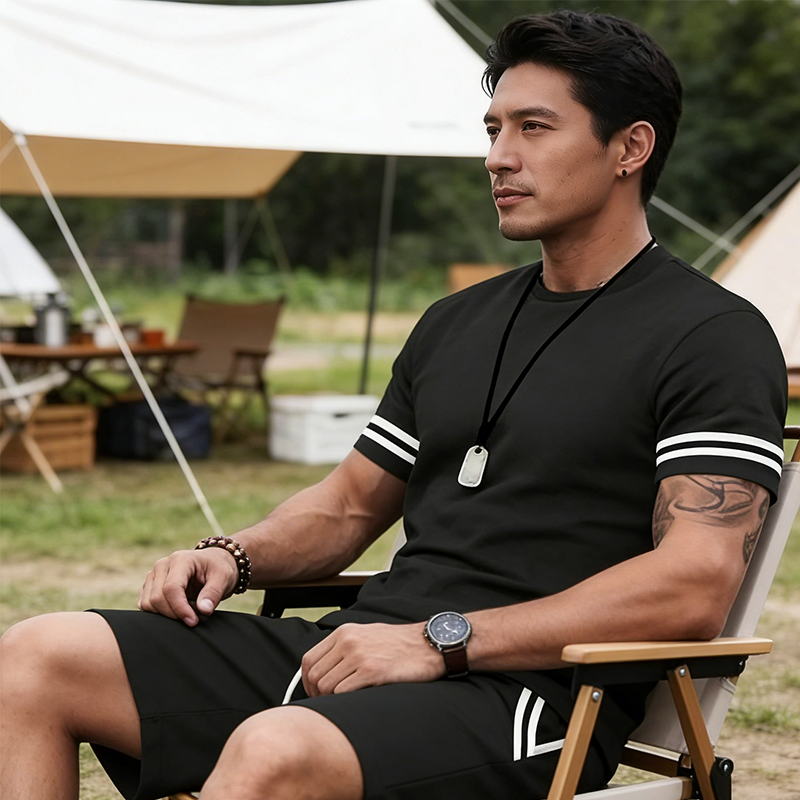 ⏰🔥 ¡Oferta Limitada 50% OFF! 👕 Conjunto de Dos Piezas para Hombre – Camiseta a Rayas y Pantalones Cortos Cómodos y Estilosos ✨🏖️