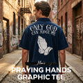 ¡OFERTA POR TIEMPO LIMITADO 50% DE DESCUENTO! 👕 Camiseta de Hombre 'Manos en Oración' – 100% Algodón, Estampado Simbólico ✨
