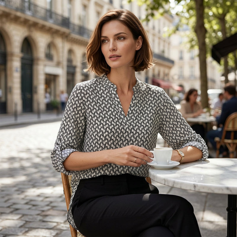 ⏰🔥 ¡50% DE DESCUENTO POR TIEMPO LIMITADO! 👚✨ Blusa de Mujer con Cuello en V – Estilo Geométrico, Cómoda y Elegante 💖🌿
