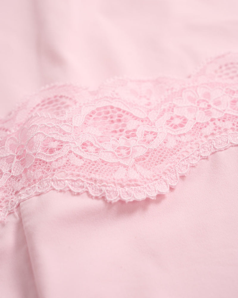 Body de moldeo sin costuras con tirantes en forma de triángulo y detalle de encaje